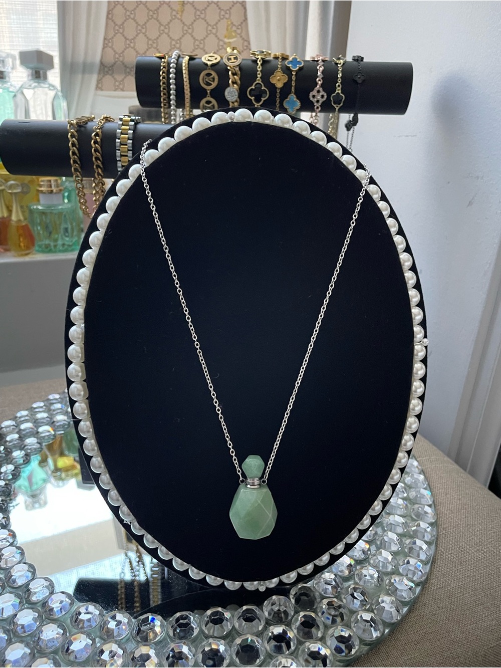 ✨Elegant Green Gemstone Perfume/Oil Bottle Pendant Necklace ✨NEW